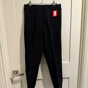 SPANX Black Ankle Cropped Pants with Tapered Leg and Elastic Waistband